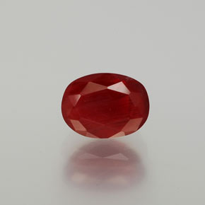 Andesina labradorita vermelho natural 1,63ct, corte oval, translúcido