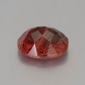 Andesina labradorita vermelho natural 2,60ct, corte oval, translúcido