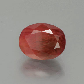 Andesina labradorita vermelho natural 1,81ct, corte oval, translúcido