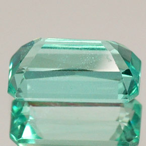 Apatita verde natural 0,97ct, corte esmeralda, VS