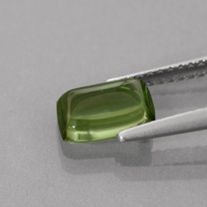Apatita verde natural 1,21ct, almofada cortada, transparente