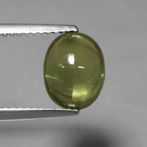 Apatita verde natural 2,91ct, corte oval, transparente