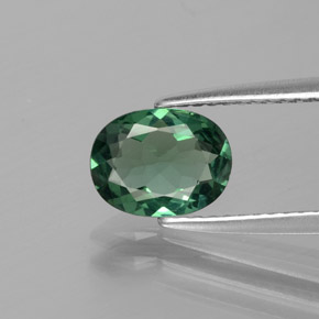 Apatita verde natural 0,99ct, corte oval, VVS-VS