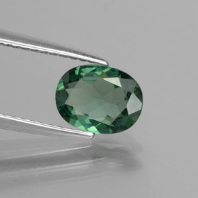 Apatita verde natural 0,99ct, corte oval, VVS-VS