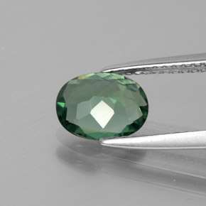 Apatita verde natural 0,99ct, corte oval, VVS-VS