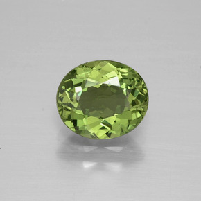 Apatita Verde Natural 1.38ct, Corte Oval, VVS