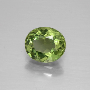 Apatita Verde Natural 1.38ct, Corte Oval, VVS