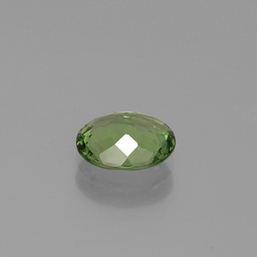Apatita verde natural 0,96ct, corte oval, VVS
