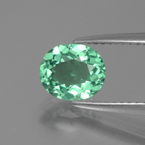 Apatita verde natural 1,17ct, corte oval, VVS-VS