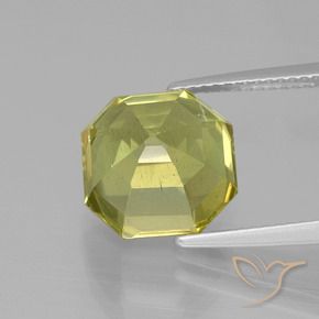 Apatita Luz amarela Natural 7.91ct, Corte Octógono / Esmeralda, VS
