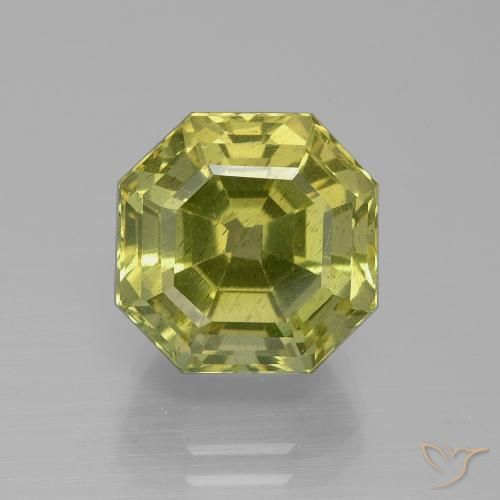9.46ct Natural Amarelo esverdeado Apatita, Corte Esmeralda, VS