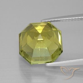 Apatita amarelo médio Natural 9.32ct, Corte Octógono / Esmeralda, VS