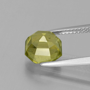 Apatita verde natural 2,71ct, corte esmeralda, VS