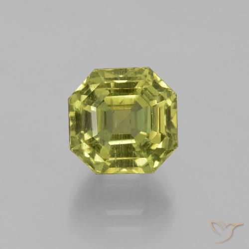 4.68ct Natural Verde Terroso Quente Apatita, Corte Esmeralda, VS