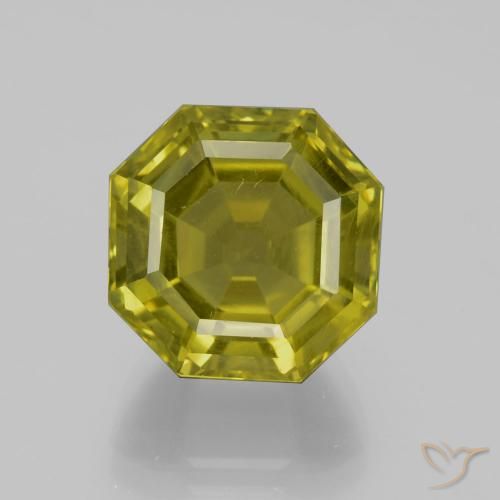 14.41ct Natural Verde Terroso Apatita, Corte Esmeralda, VS