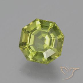 Apatita Verde Terroso Claro Natural 2.95ct, Corte Octógono / Esmeralda, VS