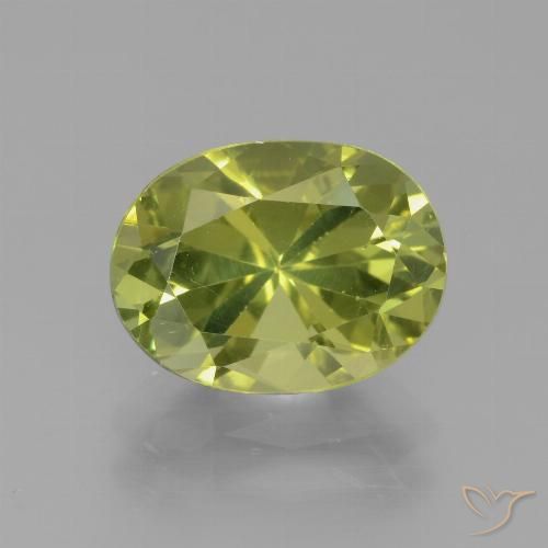3.53ct Natural Medium Light Green Apatita, oval, VVS-VS