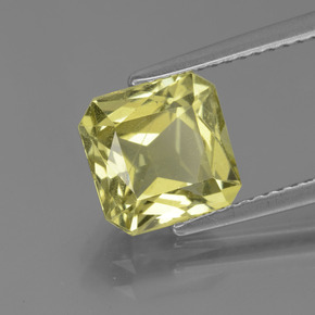 Apatita milho amarelo claro natural 2,88ct, corte esmeralda, VS