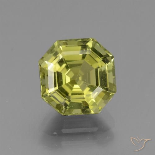 3.30ct Natural amarelo médio Apatita, Corte Esmeralda, VVS-VS