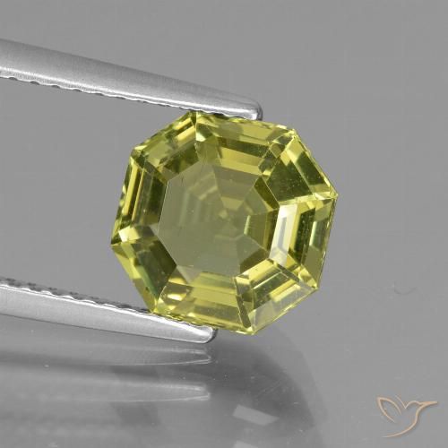 2.81ct Natural amarelo médio Apatita, Corte Esmeralda, VS