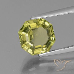 Apatita amarelo médio Natural 2.81ct, Corte Octógono / Esmeralda, VS