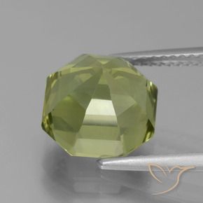Apatita Verde Floresta Claro Natural 5.75ct, Corte Octógono / Esmeralda, VVS-VS