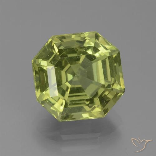 4.78ct Natural Medium Light Green Apatita, Corte Esmeralda, VS