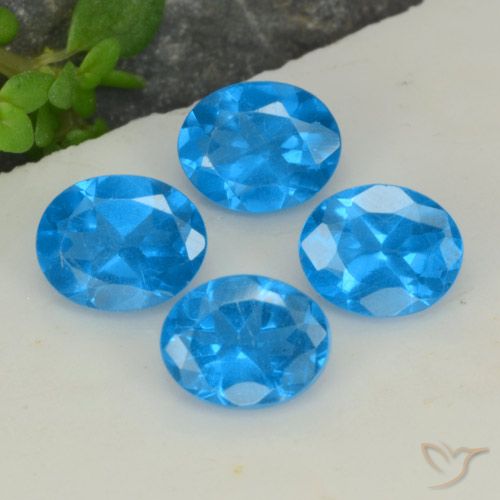 1.43ctw Natural azul intenso Apatita, oval, VS-SI