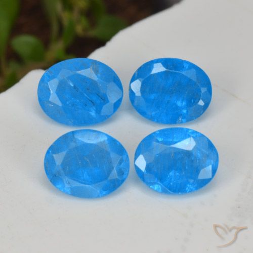 1.43ctw Natural azul intenso Apatita, oval, VS-SI