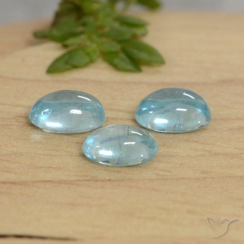 1.50ctw Natural Azul claro Apatita, oval, Transparente