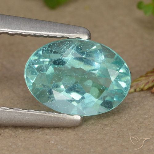 0.92ct Natural Azul claro verde Apatita, oval, VS