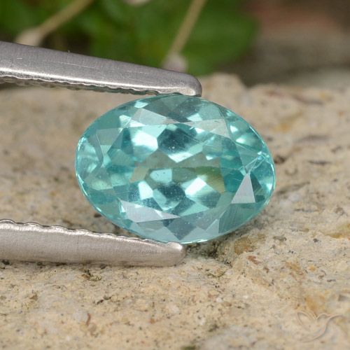 Apatita turquesa natural 0,80ct, corte oval, VS