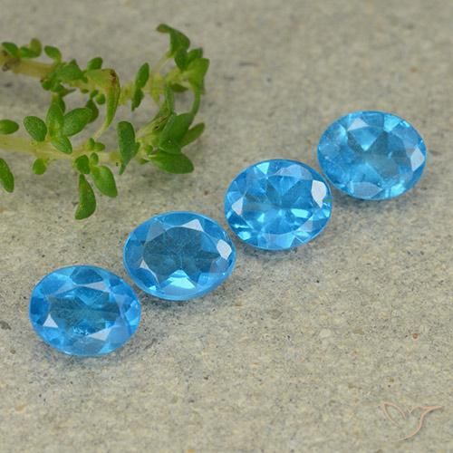 Pedras preciosas de Apatita Azure Profundo natural de 1.32 ct, oval, VS