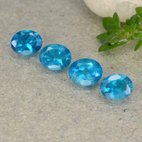 1.71ctw Natural Azul Aqua Profundo Apatita, oval, VS