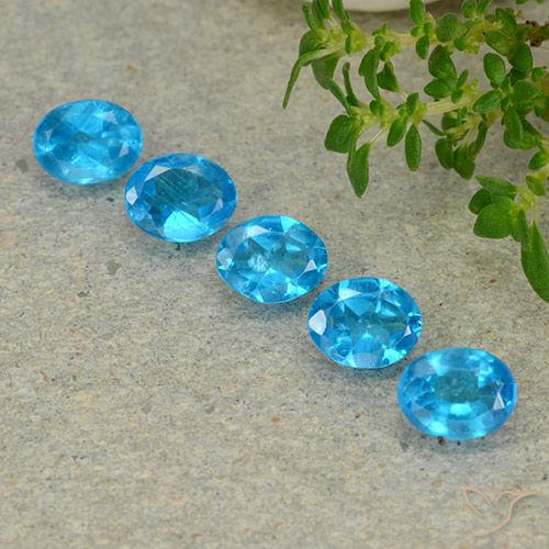 1.70ctw Natural Azul Aqua Profundo Apatita, oval, VS