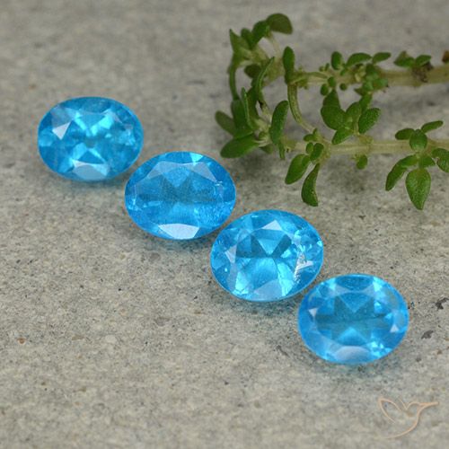 1.49ctw Natural Azul Azul Apatita, oval, VS