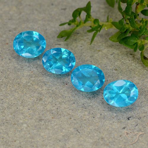1.52ctw Natural Azul Aqua Profundo Apatita, oval, VS