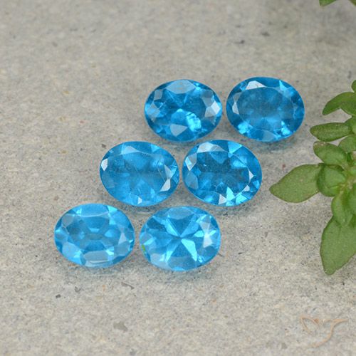 2.23ctw Natural Azul Apatita, oval, VS