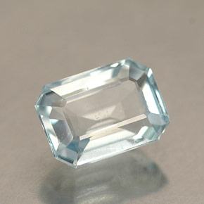 Água-marinha azul natural 0,94ct, corte esmeralda, VS