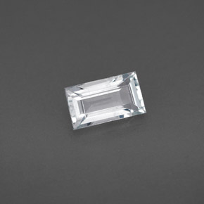 Água-marinha azul natural 0,73ct, baguete, VS