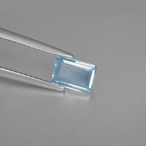 Água-marinha azul natural 0,63ct, baguete, VS