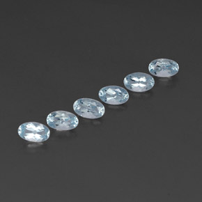 Pedras preciosas de água-marinha azul natural de  ct, corte oval, VVS-VS