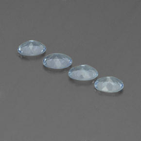 Pedras preciosas de água-marinha azul natural de  ct, corte oval, VS-SI
