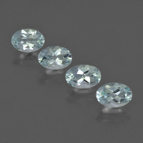 Pedras preciosas de água-marinha Azul pálido natural de 1.68 ct, Corte Oval, VS