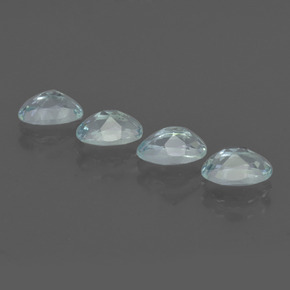 Pedras preciosas de água-marinha Azul pálido natural de 1.68 ct, Corte Oval, VS