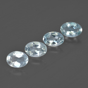 Pedras preciosas de água-marinha Azul claro natural de 2.30 ct, Corte Oval, VVS-VS