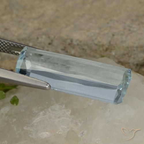 Água-marinha Azul claro Natural 10.38ct, Corte Octógono / Esmeralda, VVS