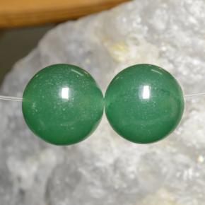 Pedras preciosas de aventurina verde natural de  ct, esfera / bola, translúcido