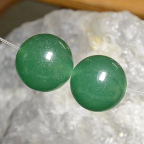 Pedras preciosas de aventurina verde natural de  ct, esfera / bola, translúcido