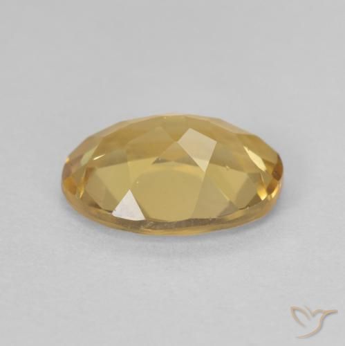 Berilo Medium Light-Gold Natural 1.56ct, oval, VVS-VS